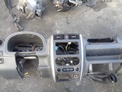 Ταμπλό για SUZUKI JIMNY (2005 - 2013) (SN) *Δ* Ταμπλό για SUZUKI JIMNY (2005 - 2013) (SN) *Δ*