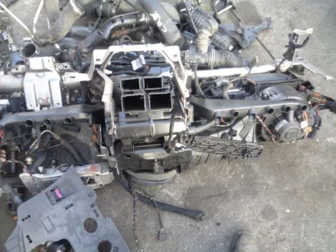Ψύκτης (Εβαπορέτα) με Μοτέρ Καλοριφέρ για VW SCIROCCO (2008 - 2014) (137) *Α* (ΔΩΜΑΤΙΟ) Ψύκτης (Εβαπορέτα) με Μοτέρ Καλοριφέρ για VW SCIROCCO (2008 - 2014) (137) *Α* (ΔΩΜΑΤΙΟ)
