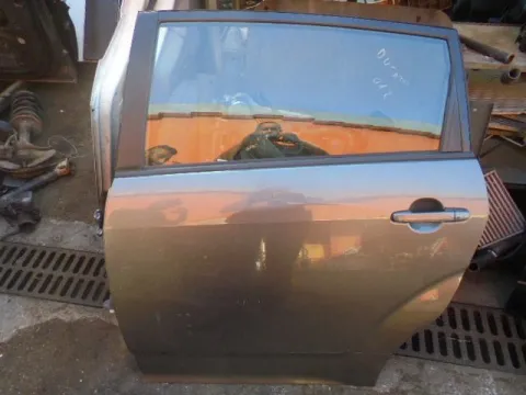 Πόρτα Πίσω Αριστερή για TOYOTA COROLLA VERSO (2004 -2008) (R10) Πόρτα Πίσω Αριστερή για TOYOTA COROLLA VERSO (2004 -2008) (R10)