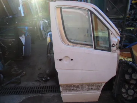 Πόρτα Εμπρός Δεξιά για MERCEDES SPRINTER (2006 - 2013) (906) **Γ** Πόρτα Εμπρός Δεξιά για MERCEDES SPRINTER (2006 - 2013) (906) **Γ**