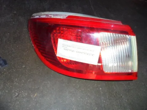 Φανάρι Πίσω Αριστερό Ελαττωματικό για MITSUBISHI COLT (2006 - 2009) (CZC) Cabrio - 2dr Φανάρι Πίσω Αριστερό Ελαττωματικό για MITSUBISHI COLT (2006 - 2009) (CZC) Cabrio - 2dr
