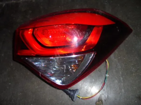 Φανάρι Πίσω Δεξί Ελαττωματικό για HYUNDAI i20 (2015 - ) Φανάρι Πίσω Δεξί Ελαττωματικό για HYUNDAI i20 (2015 - )