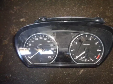 Κοντέρ για BMW 1 Series E90 (2007 - 2012) Κοντέρ για BMW 1 Series E90 (2007 - 2012)