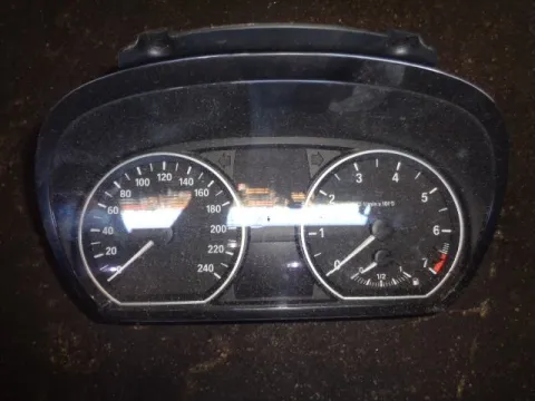 Κοντέρ για BMW 1 Series E90 (2007 - 2012) Κοντέρ για BMW 1 Series E90 (2007 - 2012)
