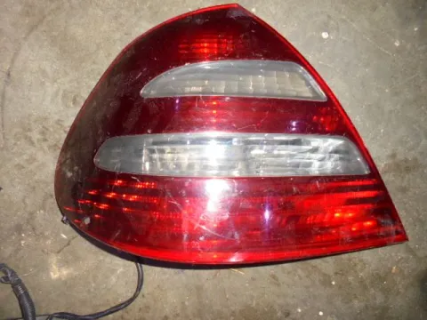 Φανάρι Πίσω Αριστερό ΕΛΑΤΩΜΑΤΙΚΟ για MERCEDES C - CLASS (2000 - 2003) (W203) Sedan - 4dr Φανάρι Πίσω Αριστερό ΕΛΑΤΩΜΑΤΙΚΟ για MERCEDES C - CLASS (2000 - 2003) (W203) Sedan - 4dr