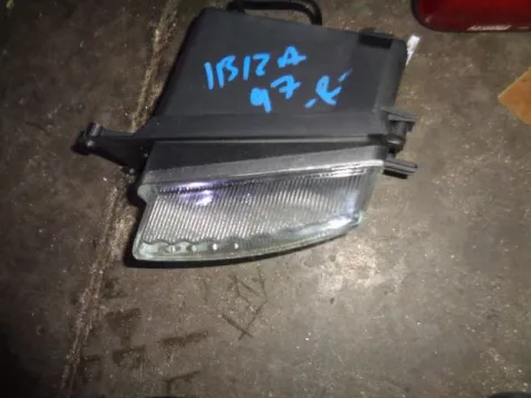 Προβολείς Ομίχλης Εμπρός Δεξιό για SEAT IBIZA (1995 - 1997) (6K) Προβολείς Ομίχλης Εμπρός Δεξιό για SEAT IBIZA (1995 - 1997) (6K)