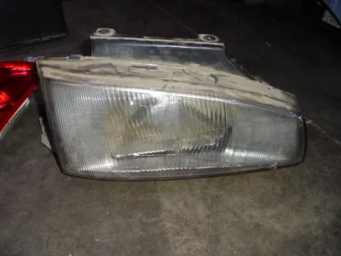 Φανάρι Εμπρός Δεξί για HYUNDAI LANTRA (1990 - 1992) (J1) Φανάρι Εμπρός Δεξί για HYUNDAI LANTRA (1990 - 1992) (J1)