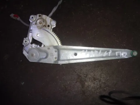Γρύλος Παραθύρου Μηχανικός Πίσω Δεξιός για TOYOTA STARLET (1996 - 1999) (EP90-1) Γρύλος Παραθύρου Μηχανικός Πίσω Δεξιός για TOYOTA STARLET (1996 - 1999) (EP90-1)