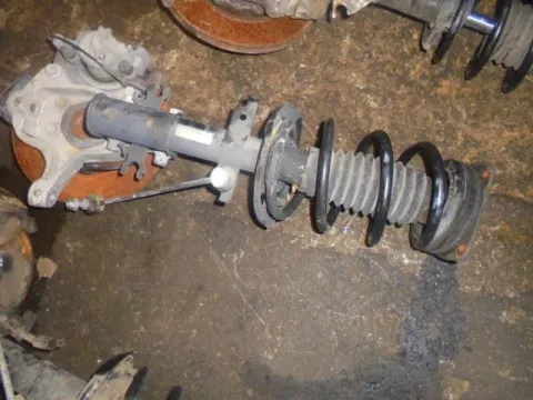Άκρο Πλήρες Εμπρός Αριστερό Με ABS για RENAULT LAGUNA (2007 - 2012) Άκρο Πλήρες Εμπρός Αριστερό Με ABS για RENAULT LAGUNA (2007 - 2012)