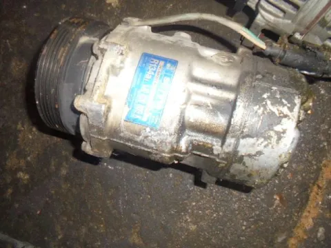Συμπιεστής A-C (Κομπρέσορας) για VW GOLF (1998 - 2004) Mk4 (1J1) Συμπιεστής A-C (Κομπρέσορας) για VW GOLF (1998 - 2004) Mk4 (1J1)