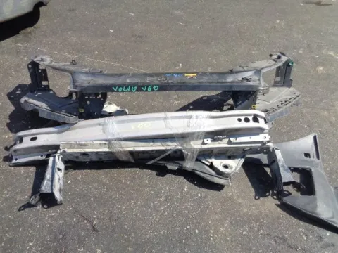 Μούρη (με καπό και φτερά) για VOLVO V70 (2007 - 2009) *Γ* Μούρη (με καπό και φτερά) για VOLVO V70 (2007 - 2009) *Γ*