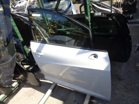 Πόρτα Εμπρός Δεξιά για SEAT IBIZA (2008 - 2013) (6J) *Ε* Πόρτα Εμπρός Δεξιά για SEAT IBIZA (2008 - 2013) (6J) *Ε*