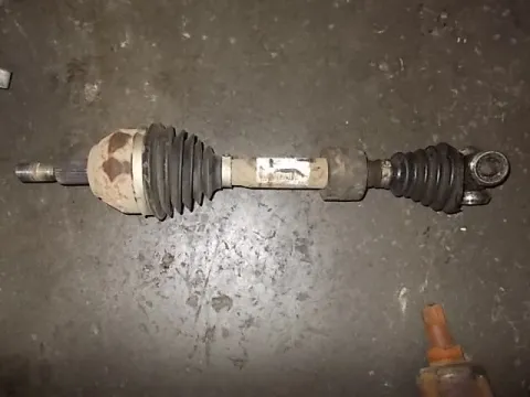 Ημιαξόνιο Εμπρός Δεξί για FORD KUGA (2008 - 2012) Ημιαξόνιο Εμπρός Δεξί για FORD KUGA (2008 - 2012)