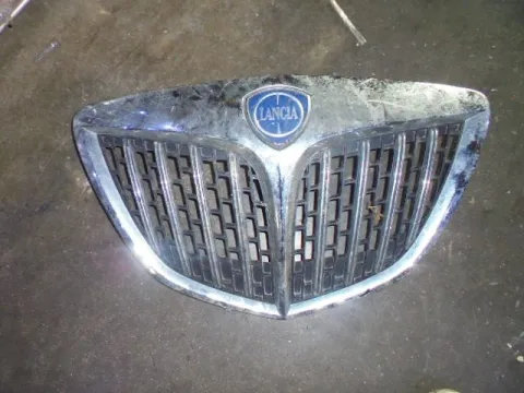 Μάσκα για LANCIA YPSILON (2006 - 2012) (843) Μάσκα για LANCIA YPSILON (2006 - 2012) (843)