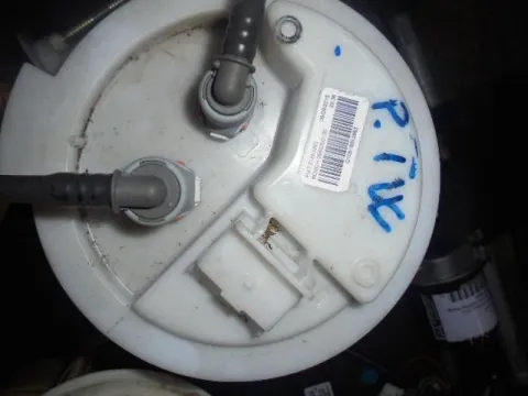 Αντλία Καυσίμου (Τρόμπα Βενζίνης) για FIAT PANDA (2012 - ) ( ) Αντλία Καυσίμου (Τρόμπα Βενζίνης) για FIAT PANDA (2012 - ) ( )