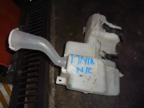 Δοχείο Υαλοκαθαριστήρων για MITSUBISHI PAJERO PININ (1999-2005) (H6 W) (H7 W) Δοχείο Υαλοκαθαριστήρων για MITSUBISHI PAJERO PININ (1999-2005) (H6 W) (H7 W)