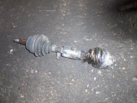 Ημιαξόνιο Εμπρός Δεξί για ALFA ROMEO 156 (2003 - 2006) (932) Ημιαξόνιο Εμπρός Δεξί για ALFA ROMEO 156 (2003 - 2006) (932)