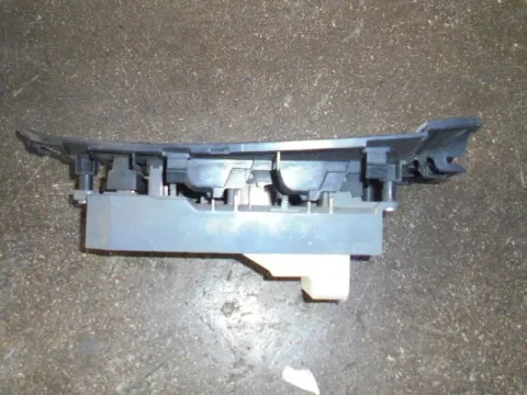 Διακόπτης Πόρτας Παραθύρων Κεντρικός Αριστερής 4ΠΛΟΣ 12PIN για TOYOTA RAV-4 (2006 - 2009) (XA30) , (2009 - 2011) (XA30) - 