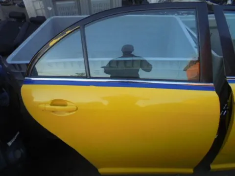 Πόρτα Πίσω Δεξιά για TOYOTA AVENSIS (2003 - 2006) (T250) Πόρτα Πίσω Δεξιά για TOYOTA AVENSIS (2003 - 2006) (T250)