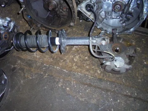 Άκρο Πλήρες Εμπρός Δεξί Με ABS για TOYOTA AYGO (2014 - ) Άκρο Πλήρες Εμπρός Δεξί Με ABS για TOYOTA AYGO (2014 - )