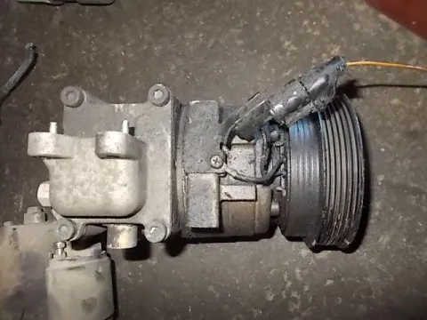 Συμπιεστής A-C (Κομπρέσορας) για HYUNDAI MATRIX (2001 - 2006) (FC) Συμπιεστής A-C (Κομπρέσορας) για HYUNDAI MATRIX (2001 - 2006) (FC)