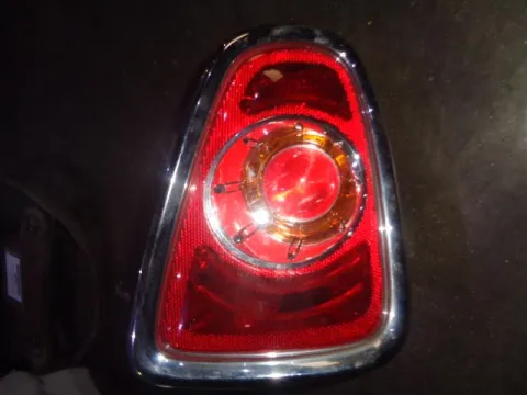 Φανάρι Πίσω Δεξί ΜΕ ΠΟΡΤΟΚΣΑΛΙ ΦΛΑΣ για MINI MINI COOPER (2007 - 2012) Hatchback - 3dr (R56)