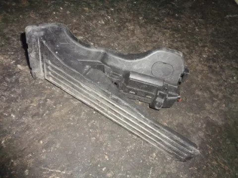 Πετάλ Γκαζιού για VW GOLF (2004 - 2008) Mk5 (1K1) *Δ* Πετάλ Γκαζιού για VW GOLF (2004 - 2008) Mk5 (1K1) *Δ*
