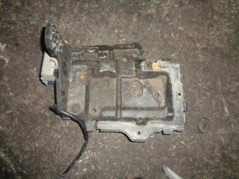 Βάση Μπαταρίας για PEUGEOT 206 (2002 - 2009) *Δ* Βάση Μπαταρίας για PEUGEOT 206 (2002 - 2009) *Δ*