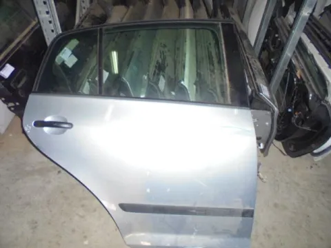 Πόρτα Πίσω Δεξιά για VW GOLF PLUS (2005 - 2009) Mk5 (5M1 - 521) *Ε* Πόρτα Πίσω Δεξιά για VW GOLF PLUS (2005 - 2009) Mk5 (5M1 - 521) *Ε*