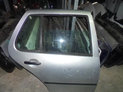 Πόρτα Πίσω Δεξιά για VW GOLF (1998 - 2004) Mk4 (1J1) *Ε* Πόρτα Πίσω Δεξιά για VW GOLF (1998 - 2004) Mk4 (1J1) *Ε*