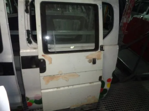 Πόρτα Πίσω Δεξιά Δίφυλλη Με Τζάμι για VW TRANSPORTER (1991 - 1996) (70X) (T4) Πόρτα Πίσω Δεξιά Δίφυλλη Με Τζάμι για VW TRANSPORTER (1991 - 1996) (70X) (T4)