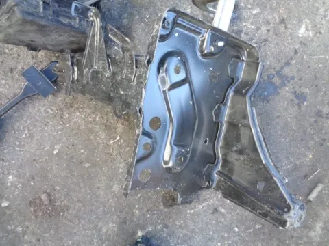 Βάση Μπαταρίας για TOYOTA YARIS (2012 - 2014) ( ) *Δ* Βάση Μπαταρίας για TOYOTA YARIS (2012 - 2014) ( ) *Δ*