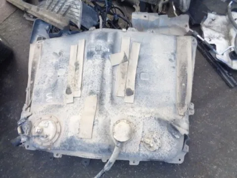 Δεξαμενή Καυσίμου (Ρεζερβουάρ) για TOYOTA RAV-4 (1998 - 2000) (XA10)  *ΔΒ* Δεξαμενή Καυσίμου (Ρεζερβουάρ) για TOYOTA RAV-4 (1998 - 2000) (XA10)  *ΔΒ*