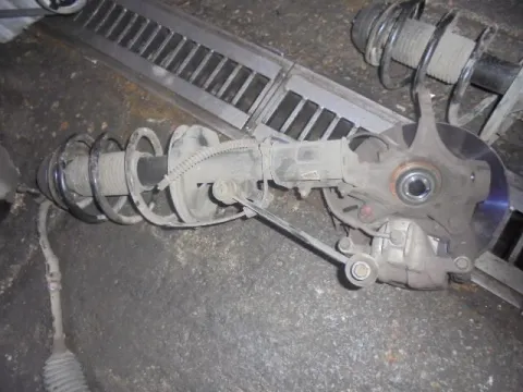 Άκρο Πλήρες Εμπρός Δεξί Με ABS για HYUNDAI i20 (2009 - 2011) Άκρο Πλήρες Εμπρός Δεξί Με ABS για HYUNDAI i20 (2009 - 2011)