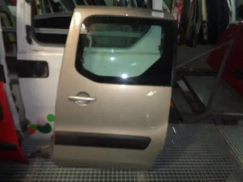 Πόρτα Αριστερή Συρόμενη Με Τζάμι για CITROEN BERLINGO (2008 - 2015) Mini Van Πόρτα Αριστερή Συρόμενη Με Τζάμι για CITROEN BERLINGO (2008 - 2015) Mini Van