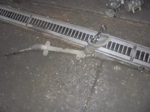 Κρεμαγιέρα Μηχανική για TOYOTA AVENSIS (2003 - 2006) (T250) Κρεμαγιέρα Μηχανική για TOYOTA AVENSIS (2003 - 2006) (T250)