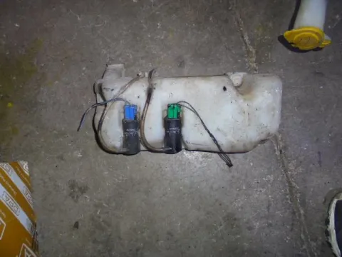 Δοχείο Υαλοκαθαριστήρων Με Μοτέρ για SUZUKI WAGON R (2000 - 2003) (RB) , (2003 - 2007) (RB) Δοχείο Υαλοκαθαριστήρων Με Μοτέρ για SUZUKI WAGON R (2000 - 2003) (RB) , (2003 - 2007) (RB)