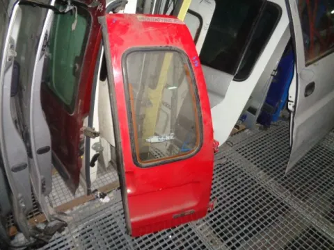 Πόρτα Πίσω Δεξιά Δίφυλλη Με Τζάμι για VW CADDY (1996 - 2004) (9K9A) Πόρτα Πίσω Δεξιά Δίφυλλη Με Τζάμι για VW CADDY (1996 - 2004) (9K9A)