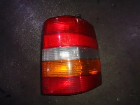 Φανάρι Πίσω Δεξί για JEEP GRAND CHEROKEE (1993 - 1998) (Z, ZJ) Φανάρι Πίσω Δεξί για JEEP GRAND CHEROKEE (1993 - 1998) (Z, ZJ)