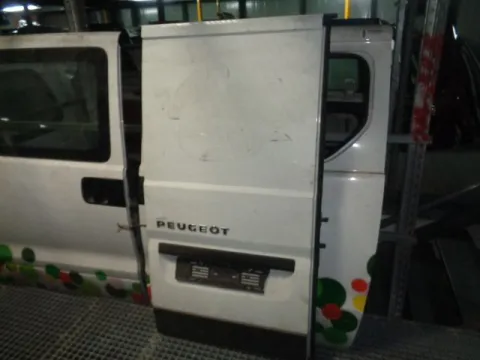 Πόρτα Πίσω Αριστερή Δίφυλλη Χ.Τζάμι για PEUGEOT BOXER (2006 - 2014) Πόρτα Πίσω Αριστερή Δίφυλλη Χ.Τζάμι για PEUGEOT BOXER (2006 - 2014)