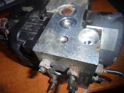 Μονάδα ABS 0265216995 για HONDA CIVIC (2001 - 2003) (EP - S - U - V - M) Μονάδα ABS 0265216995 για HONDA CIVIC (2001 - 2003) (EP - S - U - V - M)