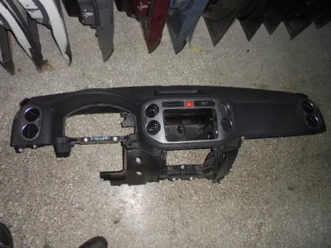 Σετ Αερόσακων Εμπρός (με Ταμπλό) για VW TIGUAN (2008 - 2012) (5N) *Γ* Σετ Αερόσακων Εμπρός (με Ταμπλό) για VW TIGUAN (2008 - 2012) (5N) *Γ*