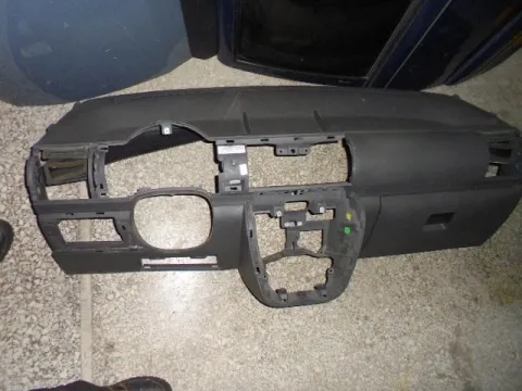 Σετ Αερόσακων Εμπρός (με Ταμπλό) για VW FOX (2005 - ) (5Z1) *Γ* Σετ Αερόσακων Εμπρός (με Ταμπλό) για VW FOX (2005 - ) (5Z1) *Γ*