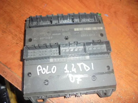 Ασφαλειοθήκη Μηχανής 6Q1937049F για VW POLO (2002 - 2005) (9N) Ασφαλειοθήκη Μηχανής 6Q1937049F για VW POLO (2002 - 2005) (9N)