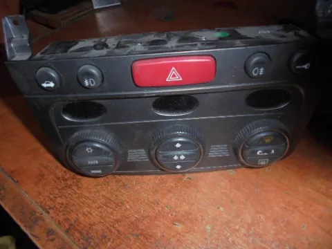 Χειριστήρια Καλοριφέρ για ALFA ROMEO 147 (2000 - 2004) (937) Χειριστήρια Καλοριφέρ για ALFA ROMEO 147 (2000 - 2004) (937)