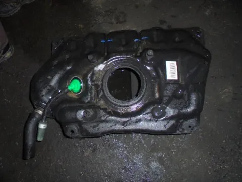 Δεξαμενή Καυσίμου (Ρεζερβουάρ) για TOYOTA YARIS (2012 - 2014) ( ) *ΔΒ* Δεξαμενή Καυσίμου (Ρεζερβουάρ) για TOYOTA YARIS (2012 - 2014) ( ) *ΔΒ*