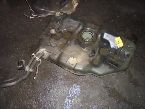 Δεξαμενή Καυσίμου (Ρεζερβουάρ) για NISSAN ALMERA (2000 - 2002) (N16) DIESEL *ΔΒ* Δεξαμενή Καυσίμου (Ρεζερβουάρ) για NISSAN ALMERA (2000 - 2002) (N16) DIESEL *ΔΒ*