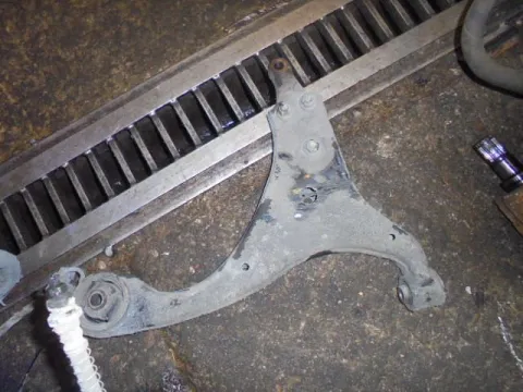 Ψαλίδι Εμπρός Αριστερό για HYUNDAI i30 (2007 - 2012) 1600 D4FB Diesel 116 CRDi ΠΑΛΕΤΑ 1 *223235* Ψαλίδι Εμπρός Αριστερό για HYUNDAI i30 (2007 - 2012) 1600 D4FB Diesel 116 CRDi ΠΑΛΕΤΑ 1 *223235*