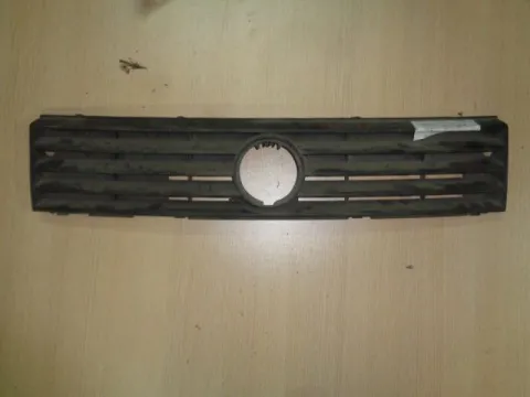 Μάσκα Σήμα - Έμβλημα Εμπρός για VW POLO (1982 - 1990) (86C - 80) Μάσκα Σήμα - Έμβλημα Εμπρός για VW POLO (1982 - 1990) (86C - 80)