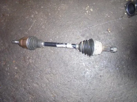 Ημιαξόνιο Εμπρός Αριστερό για OPEL CORSA (2006 - 2011) D 1300 (Z 13 DTH) Diesel 90 Ημιαξόνιο Εμπρός Αριστερό για OPEL CORSA (2006 - 2011) D 1300 (Z 13 DTH) Diesel 90